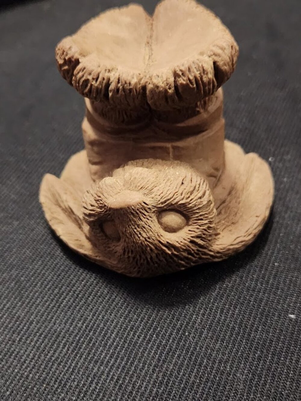 "Folk Art Bunny / Rabbit" from the 1991 TnT series